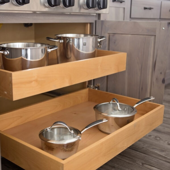 Pull out shelves with pots on them